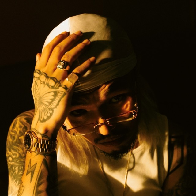 ฟังเพลงสุดฮิตจาก YOUNGOHM