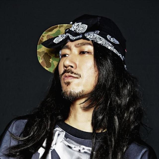 Hit song 製造機Tiger JK